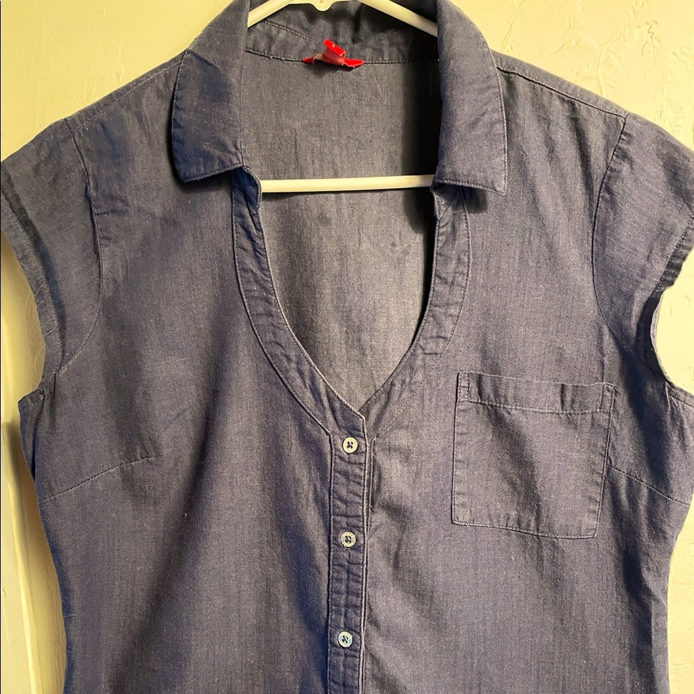 Guess navy blue blouse Sz Lg